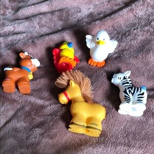 Assorted Baby Bath Toy Farm Animals - Yellow Horse, White Duck, Zebra & More.